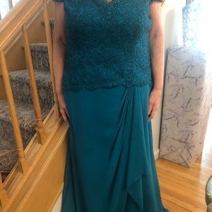 Gorgeous green turquoise gown